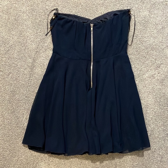 TFNC strapless prom dress - Picture 2 of 4